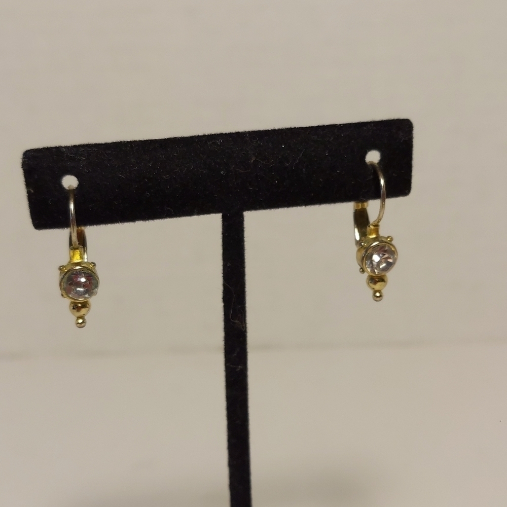 Gold Tone Lever Back Dangle Earrings w White Stone - Metal Detail